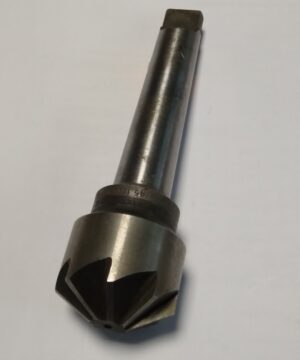 Zenkuotės kūginiu kotu KM3 45.0 120*laipsn. P6M5